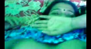 link sex đan phượng Người Phụ nữ Nhật bản đưa âm hộ lông của mình sex y tá cho nhà sản xuất.