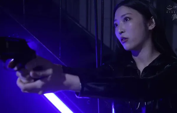 sex lesbian Số phận nữ điệp viên khi bị bắt làm tù binh