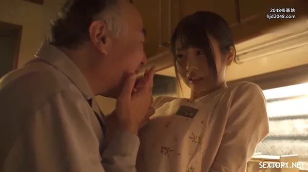 sex ngủ chung ở nhà một mình, vợ yêu trẻ bị lão giao buồi cưỡng hiếp